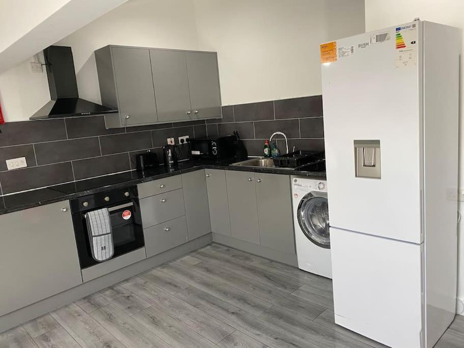 221 Soho 2 Apartment Бирмингам Екстериор снимка